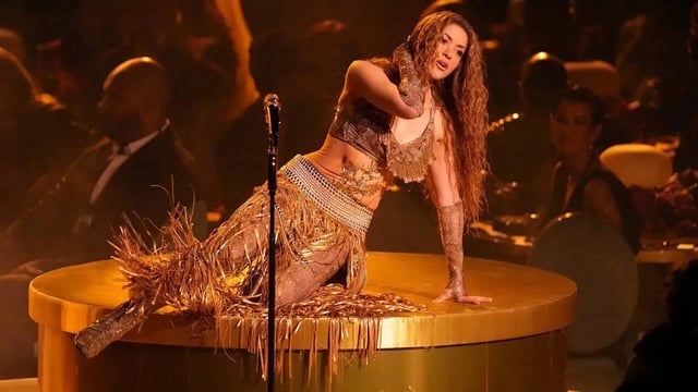 Shakira Is Unstoppable! Singer Continues Tour Days After Falling On Stage
