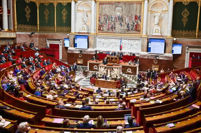 Les deux textes sur la fin de vie seront votés l’un après l’autre, après la prise de parole de 17 députés, mardi 27 mai 2025.