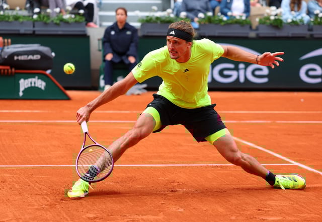 Tennis - French Open - Roland Garros, Paris, France - May 27, 2025 Germany's Alexander Zverev in action during his first round match against Learner Tien of the U.S. REUTERS/Denis Balibouse