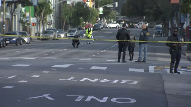 San Francisco police investigate a fatal pedestrian crash at 10th and Harrison streets. (May 27, 2025)