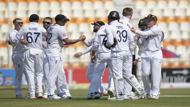 England players celebrate a wicket | Image: AP