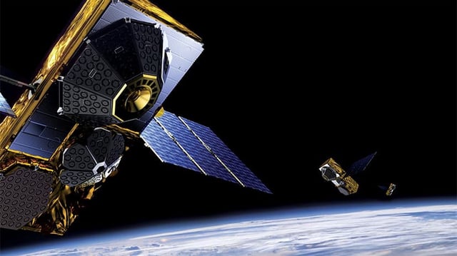 iPhone 13 will reportedly be able to use satellites to exchange calls and texts.