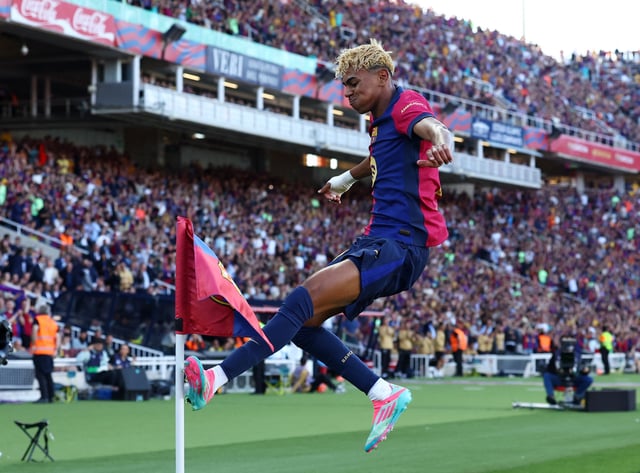 Soccer Football - LaLiga - FC Barcelona v Villarreal - Estadi Olimpic Lluis Companys, Barcelona, Spain - May 18, 2025   FC Barcelona's Lamine Yamal celebrates scoring their first goal REUTERS/Albert Gea/File Photo