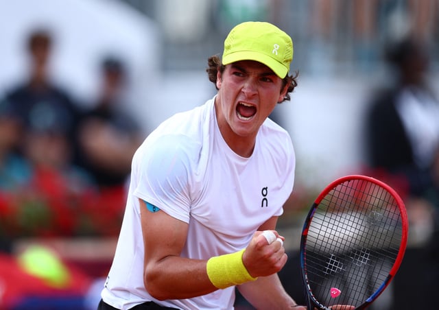 Tennis - Italian Open - Foro Italico, Rome, Italy - May 8, 2025 Brazil's Joao Fonseca reacts during his round of 128 match against Hungary's Fabian Marozsan. REUTERS/Yves Herman/File Photo