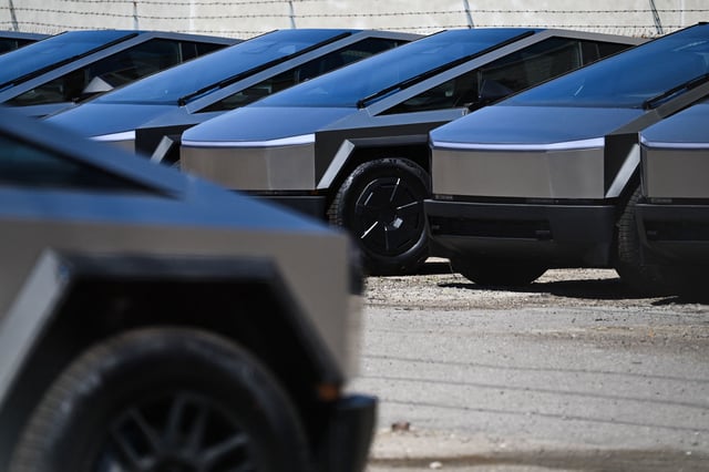 The Cybertruck is an expensive flop for Tesla.