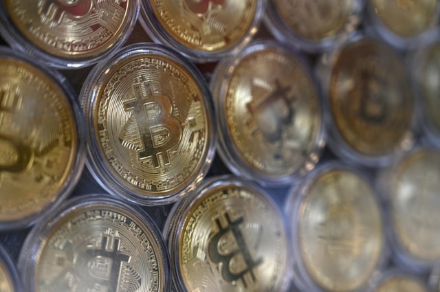 Vingt-cinq personnes sont présentées vendredi à des juges d'instruction dans le cadre des investigations menées à Paris sur des enlèvements ou des tentatives dans le milieu des cryptomonnaies