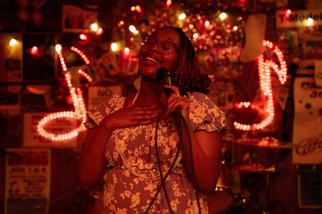 Clarksdale native Edna Nicole performs at Red’s Juke Joint in celebration of a special screening of “Sinners” in Clarksdale, Mississippi, U.S. May 29, 2025, where the Ryan Coogler film is set. REUTERS/Kevin Wurm