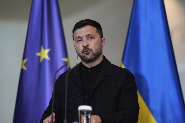 Ukraine's President Volodymyr Zelenskyy attends a news conference at the chancellery in Berlin, Germany, Wednesday, May 28, 2025.(AP Photo/Markus Schreiber)