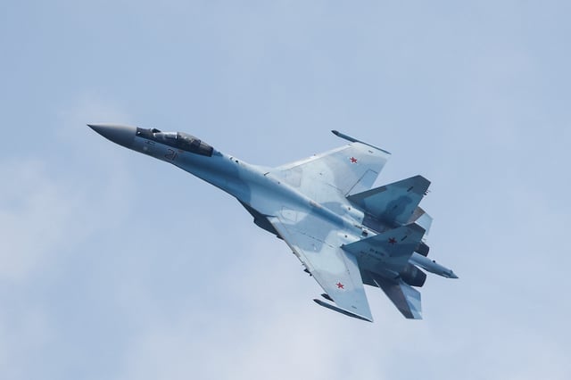 A Russian Sukhoi Su-35S jet fighter performs a flight during the Aviadarts competition, as part of the International Army Games 2021, at the Dubrovichi range outside Ryazan, Russia August 27, 2021. REUTERS/Maxim Shemetov/File photo