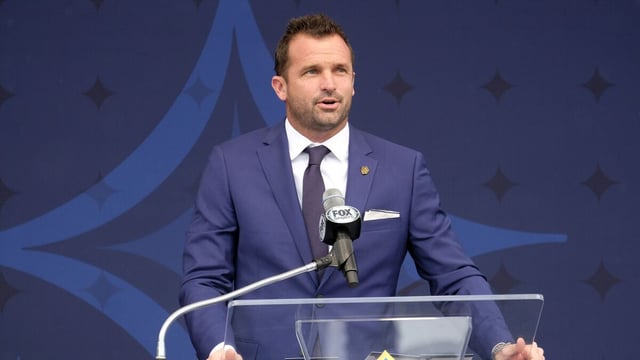 Chris Klein attends an LA Galaxy David Beckham statue MLS soccer ceremony 