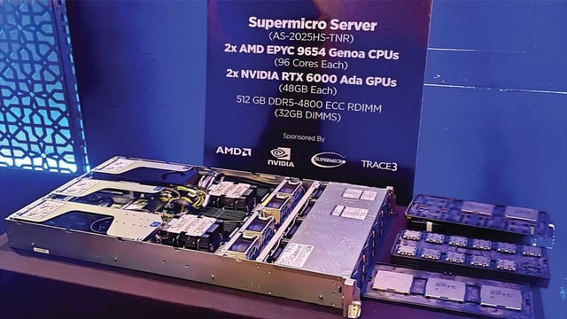 (Supermicro)
