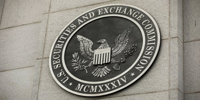 bitcoin Breaking Push Dave Portnoy vaneck U.S. Securities and Exchange Commission