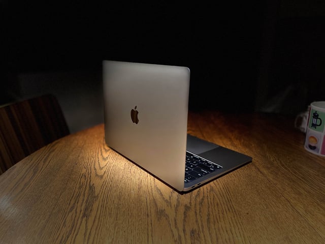 MacBook Air M1 2020