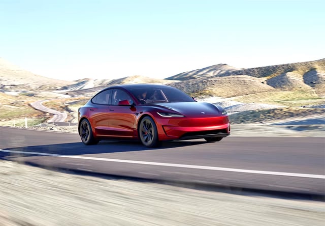 Tesla model 3 performance