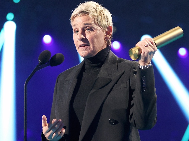 SANTA MONICA, CALIFORNIA - DECEMBER 07: 2021 PEOPLE'S CHOICE AWARDS -- Pictured: Ellen DeGeneres accepts The Daytime Talk Show of 2021 award for ‘The Ellen DeGeneres Show’ on stage during the 2021 People's Choice Awards held at Barker Hangar on December 7, 2021 in Santa Monica, California. (Photo by Christopher Polk/E! Entertainment/NBCUniversal/NBCU Photo Bank via Getty Images)