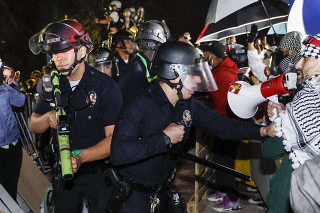 protest police ucla shoot rubber bullets