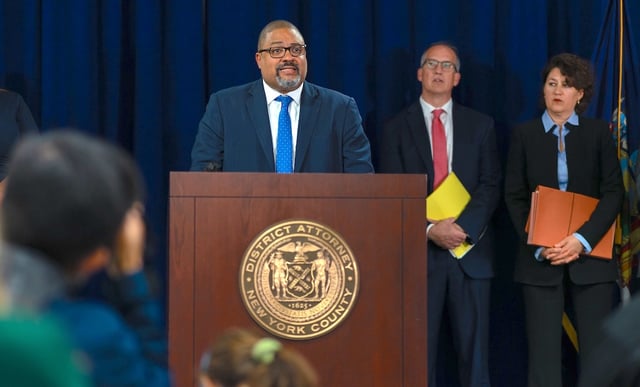 New York City, NY USA September 8, 2022. Manhattan District Attorney Alvin Bragg announces charges on Steve Bannon who was being indicted in NYC Supreme Court.