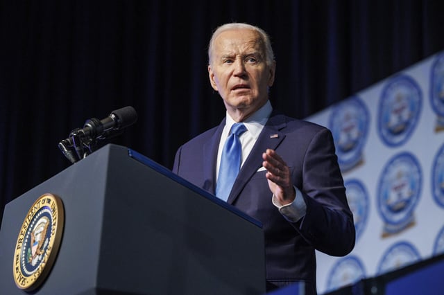 Andrew Roth/Sipa USA via AP Images