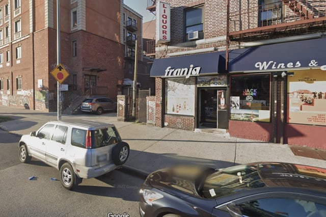 The liquor store where the owner allegedly shot a would-be robber.