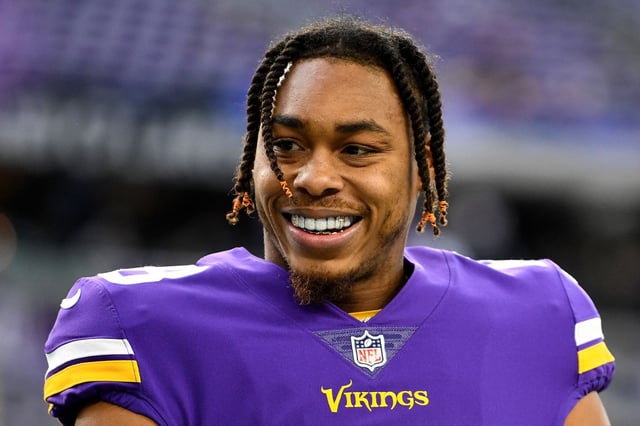 Justin Jefferson becomes the highest paid non-quarterback in the NFL with his new deal.