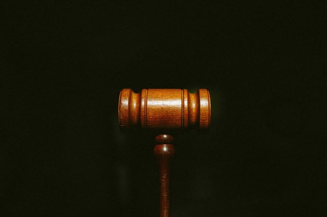 Court by tingeyinjurylawfirm is licensed under Unsplash