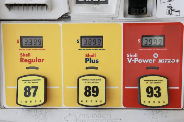 Gas pump