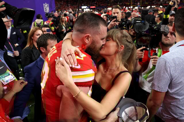 Travis Kelce Taylor Swift