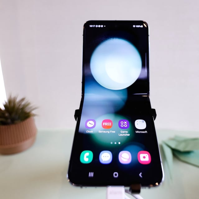 It looks like the Samsung Galaxy Z Flip 6 will get some significant upgrades from the Galaxy Z Flip 5.