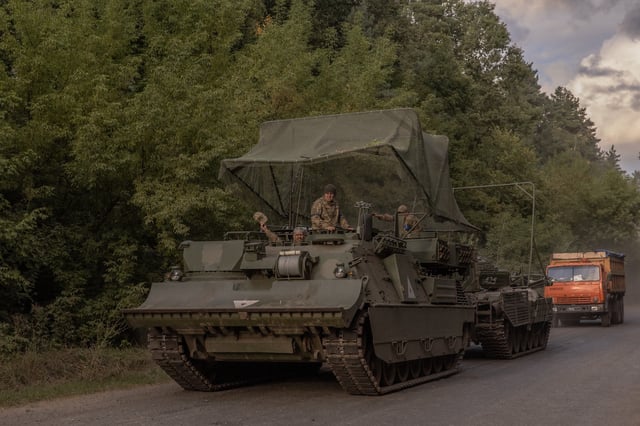 Ukrainian troops