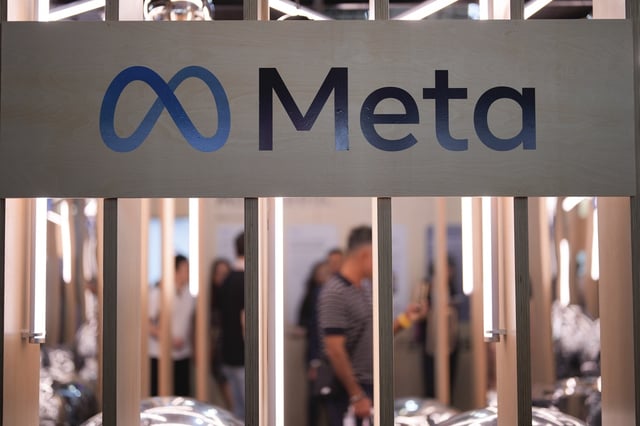 Meta will promote new standards for generative artificial intelligence that will allow the public and social media companies to identify AI-generated content.