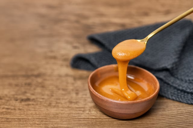 Raw organic manuka honey