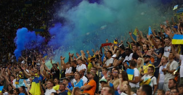 Soccer Football - Euro 2024 Qualifier - Group C - Ukraine v England - Tarczynski Arena, Wroclaw, Poland - September 9, 2023 Ukraine fans with flares Action Images via Reuters/Matthew Childs