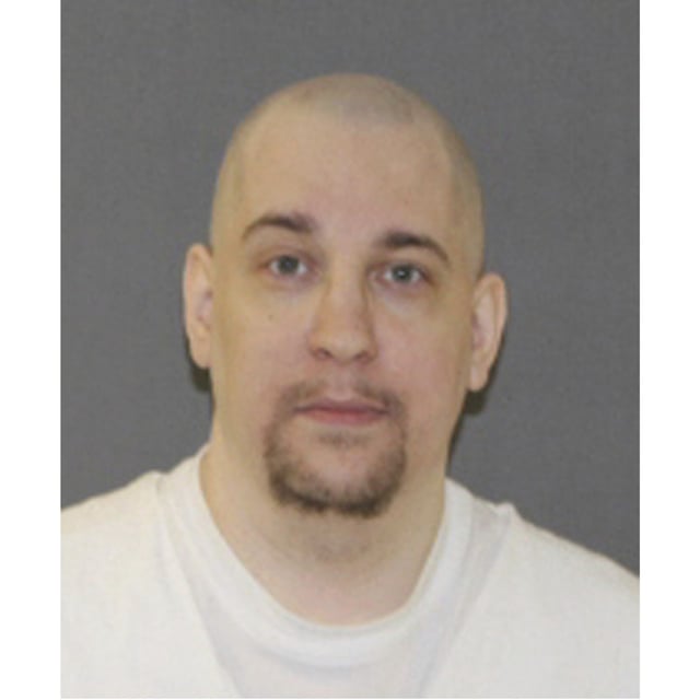 This undated photo provided by Texas Department of Criminal Justice shows Texas death row inmate Travis Mullis.